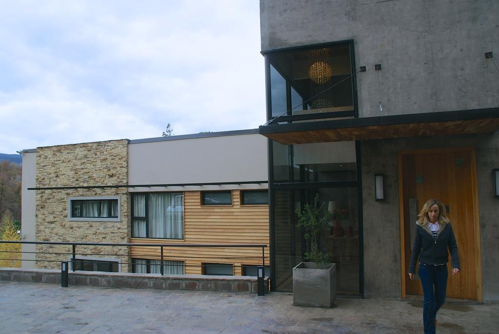El Oasis Apart Hotel San Martin de los Andes Exterior photo